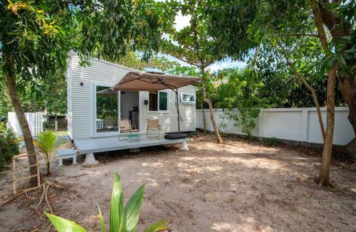 Taling Ngam House | Brand New Beachfront & Secluded Tiny House