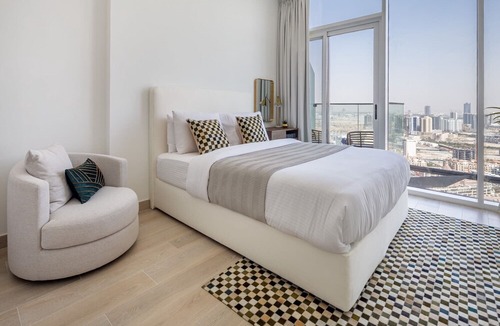 Jumeirah Village Circle Apartment | Bright and Contemporary Studio in JVC