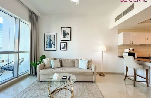 Jumeirah Apartment | Bright 1 BR with exceptional Dubai Marina view