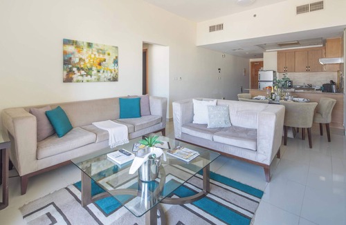 Jebel Ali Apartment | Bright 2BR in the Heart of Jebel Ali - Sleeps 4!