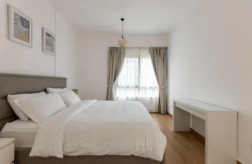 The Greens Apartment | Bright & Relaxing 1BR Apartment