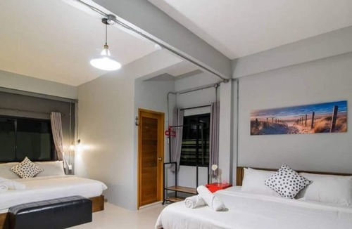 Cha-am House | Bronte BnB