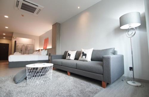Wang Burapha Phirom Hostel | Bubble Humble Bangkok