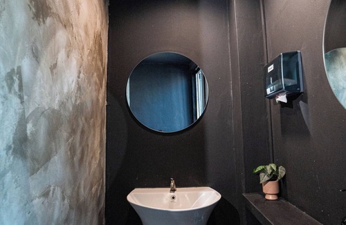 Talat Yot Hotel | Bud Brew Beyond Dispensary and Hotel