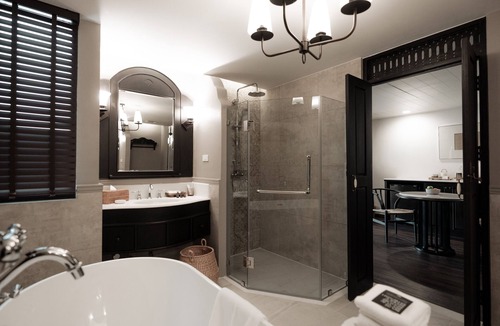 Old City Hotel | Burirattana Hotel - Adults Only