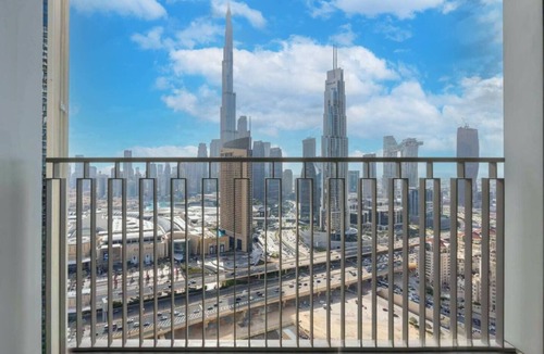 Trade Center Apartment | Burj K +Fountain Life Style XL Home w/Mall Access