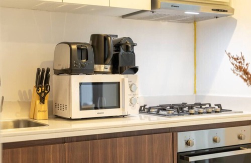 Downtown Dubai Apartment | Business Bay Bliss 1 bedroom apartment - Suiteable