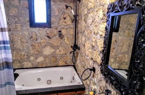 Bernal Hotel | CABAÑAS BIG MOUNTAIN