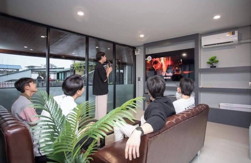 Chan Kasem Villa | Cabanaz Pool Villa