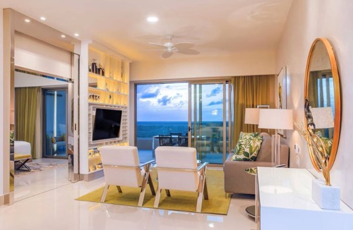 Punta Sam Resort | Cancun Luxury Beachfront Resort Dec 20-Jan3 All Inclusive for 4