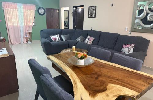 Candelaria House | Casa Emma