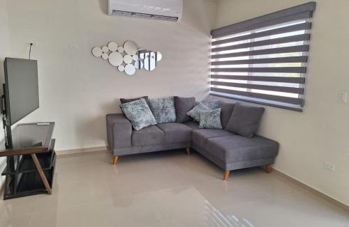 La Paz House | Casa Nopal