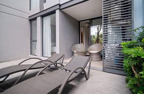 Bang Tao Condo | Cassia Residences 1BR A1 Lake side Ground Floor