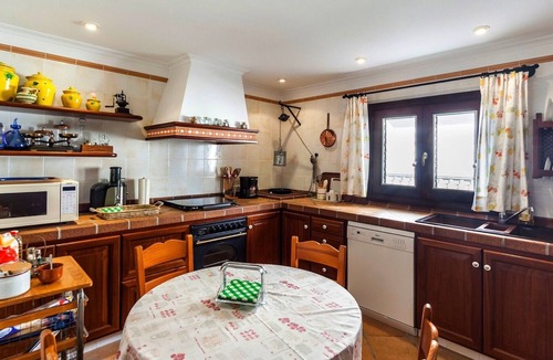 Cala Ratjada House | Central Holiday Home Near the Beach – Villa Amoros