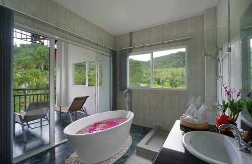 Chalong Villa | Chalong - 10 BR Private Pool Villa - Villa Nap Dau - Phuket