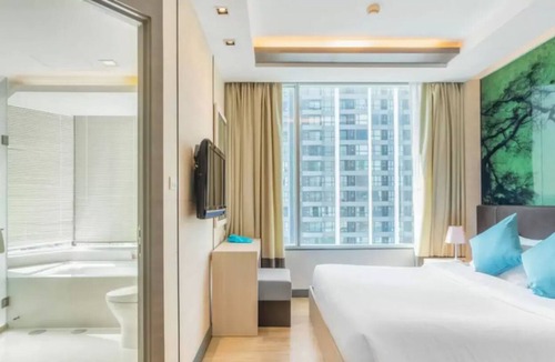 Phra Khanong Nuea Apartment | Charming Sky Bay Suite near BTS Phrakanong 简约迷人房近轻轨站 U1