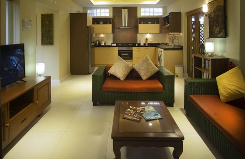 Hua Thanon Villa | Charming 1 Bed Tropical Villa with Pool, Lotus Pond, 150 mtrs to beach