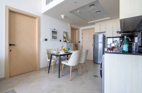 Jadaf Apartment | Charming 1BR w Skyline Views in Al Jaddaf