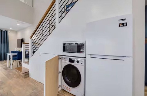 Downtown Dunedin House | Charming Coastal Retreat with Pool | Skye