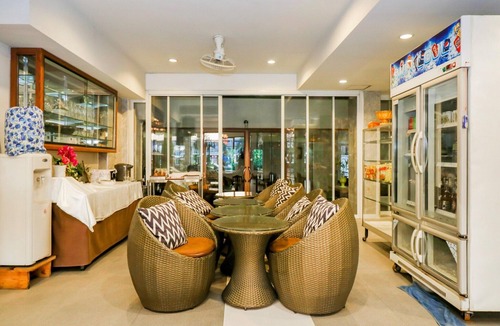 Central Pattaya House | Charming Standard Double | Stay in Siam City