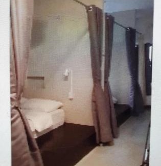 Wua Lai Hostel | Chiang Mai Gate Capsule Hostel