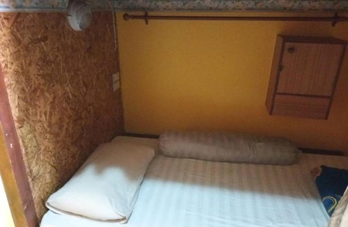 Wua Lai Hostel | Chiangmai Capsule Hostel