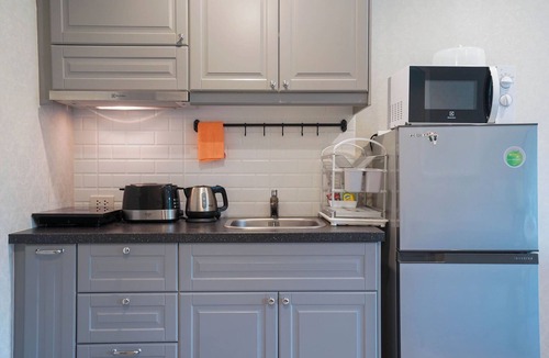 Sa Khu Apartment | Chic 1-bedroom apartment 250M. to Nai Yang Beach with fitness room, WiFi
