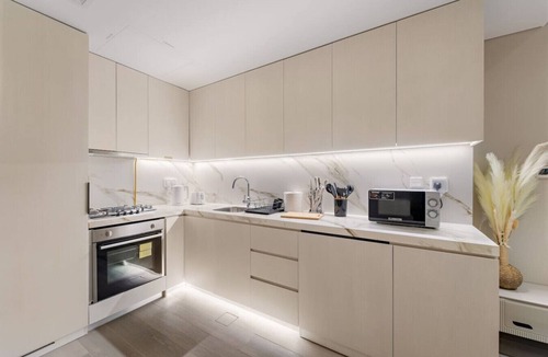 Jabal Ali 2 Apartment | Chic 1BR Stay in Dubai Marina | Modern Unit Near Mall, Pool, Gym & Waterfront