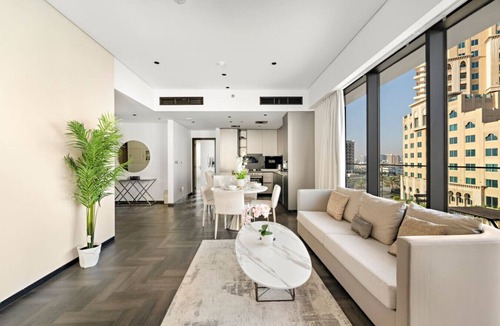 Jadaf Apartment | Chic 2BR | Close to Burj Khalifa, Dubai Mall & Creek