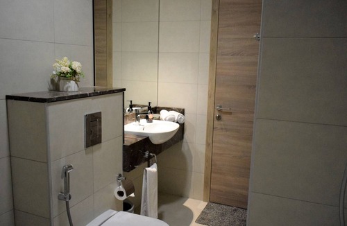 Mirdif Apartment | Chic and Cozy Multaqa Studio Retreat - ALM-07
