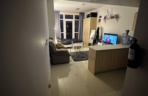 Jumeirah Village Circle Apartment | Chic apartment with fitness room and AC in enchanting Dubai