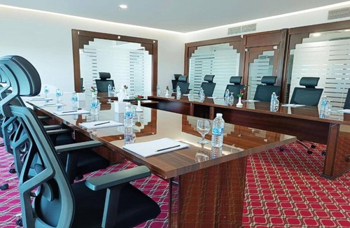 DIFC House | Chic Cozy, Urban Escape