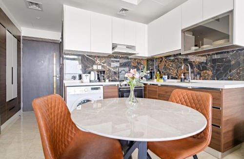 Al Barsha Apartment | Chic Studio Retreat in Jewelz Residence - Arjan 13