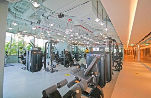 Business Bay Apartment | Chic Studio with Balcony 5 Mins walk to Dubai Mall