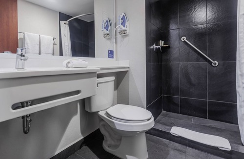 Celaya Hotel | City Express by Marriott Celaya Galerias