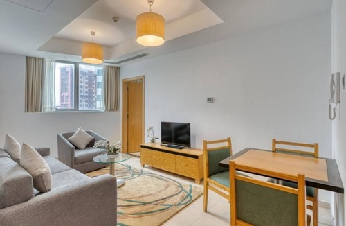 Jumeira 3 Apartment | Classic 1 BR at Al Thanyah Street, Barsha Heights
