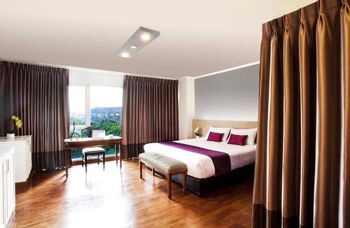 Yan Nawa Hotel | Collection O The Step Sathorn