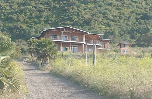 Ensenada House | Come to Paradisen5-bedroom house in marvelous Rodolfo Sánchez Taboada with WiFi