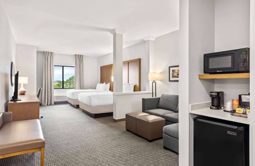 Stuart Hotel | Comfort Suites Stuart - Hutchinson Island