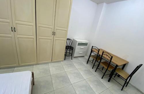 Jumeira 3 House | Comfortable Private Rooms in Compound Housing