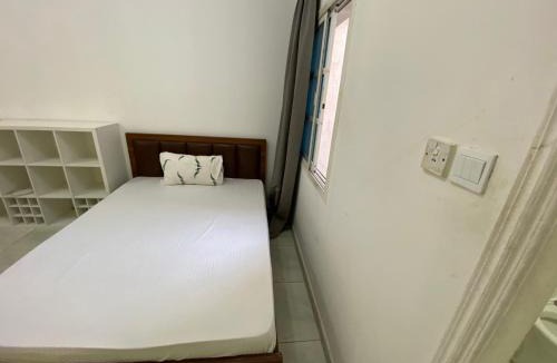 Jumeira 3 House | Comfortable Private Rooms in Compound Housing
