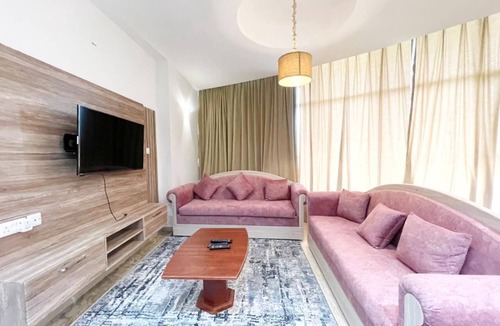 Dubai Sports City Apartment | COMFY AND SPACIOUS 2 BEDROOM APARTMENT WITH 3 BEDS IN DUBAI