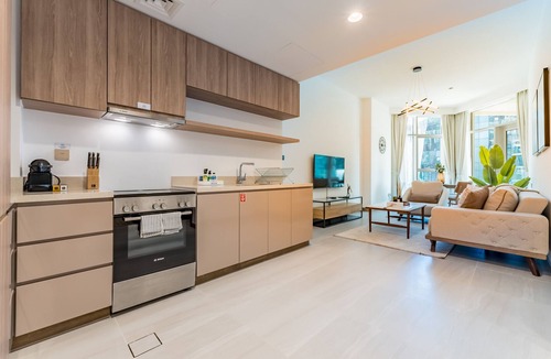 Business Bay Apartment | Contemporary 1BR w/Partial Canal Views, Business Bay by Deluxe Holiday Homes