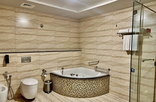 Al Majaz Hotel | Copthorne Hotel Sharjah