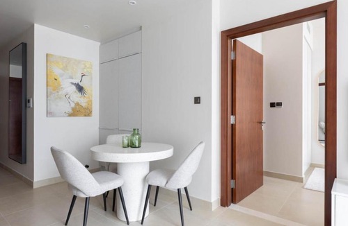 Dubai Marina Apartment | Cosy Fully Renovated Apartment Marina Gate