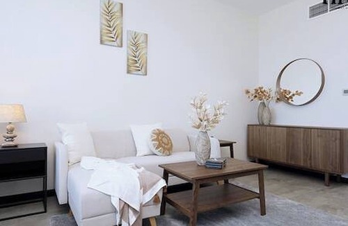 Dubai Apartment | Cosy Studio in Skycourts Tower