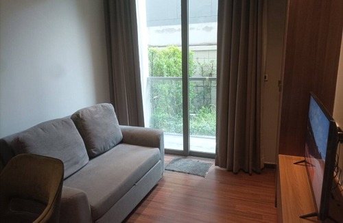 Wang Thonglang Condo | Cozy 1-bedYour Urban Escape: U-Charoen, Town in Town