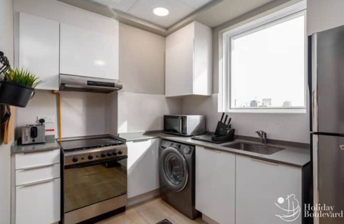 Al Quoz Apartment | Cozy 1-bedroom apartment with WiFi, fitness room in delightful Dubai