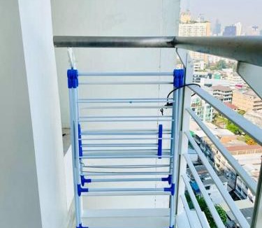 Phra Khanong Nuea Apartment | Cozy 2Bed 4pax 200m BTS PhraKhanong, 10min Thonglor Ekkamai