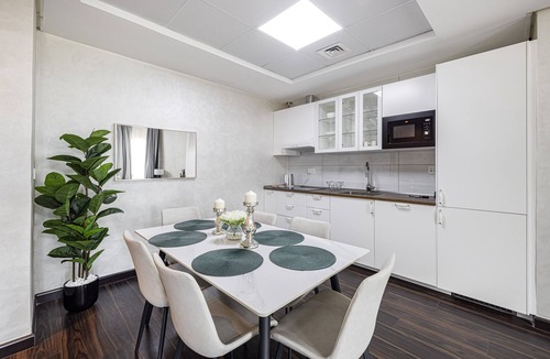 Discovery Gardens Apartment | Cozy and spacious apartment- 5min walk to metro
